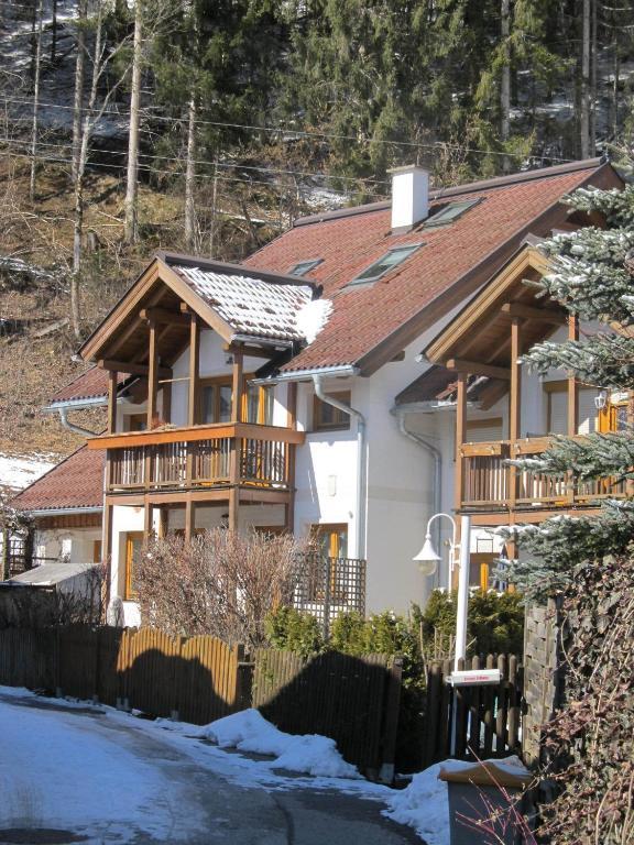 Ferienhaus Waldsicht Флахау Стая снимка